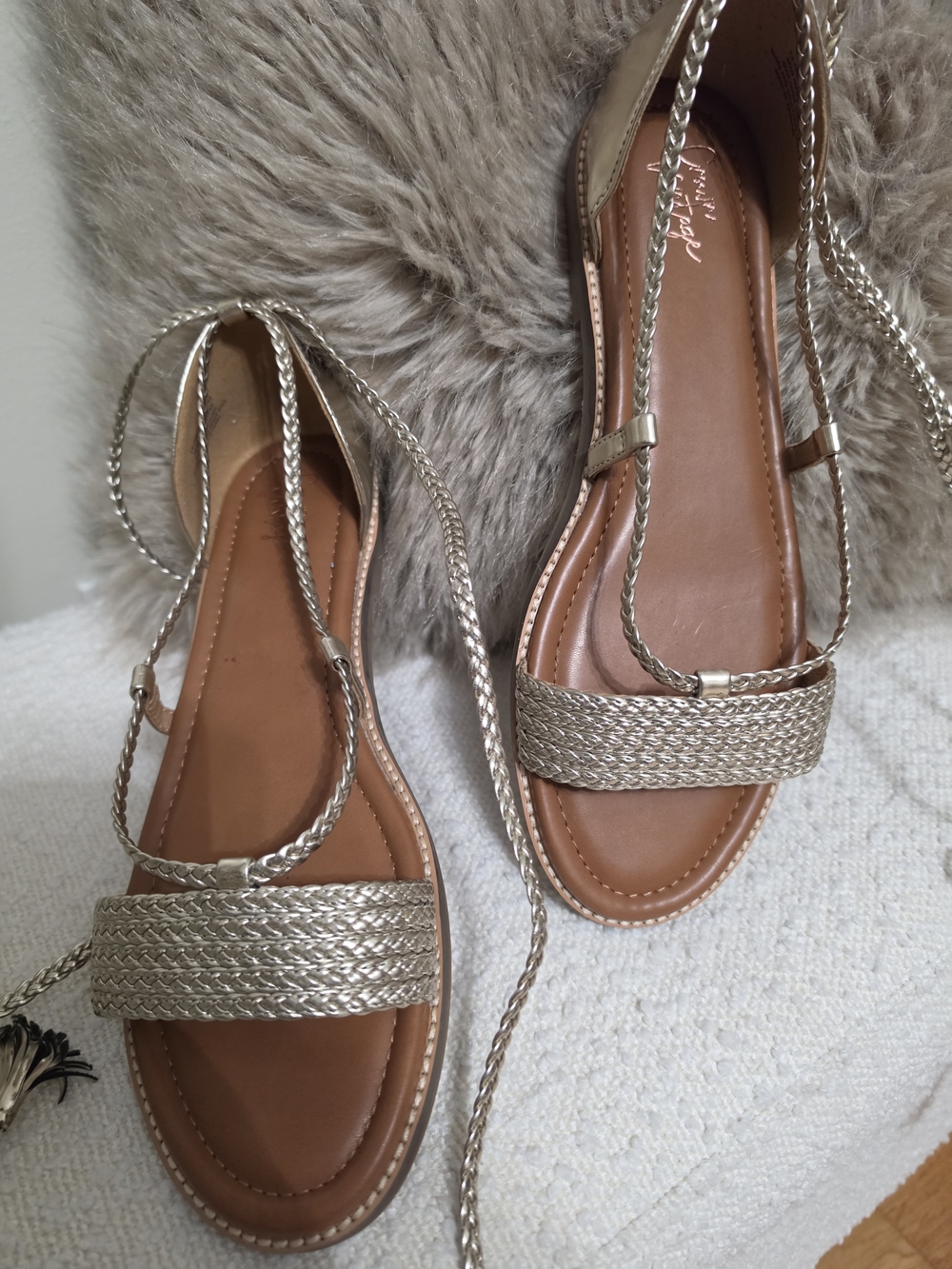 Crown Vintage Woven Metallic Strap Women's Sandals - Pale Gold